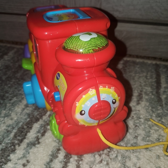 Vtech pull train - Picture 6 of 6